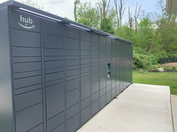Hub Locker at Mallard Bay Apartments, Indiana